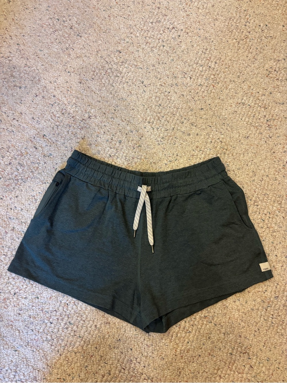 Vuori Halo Performance Shorts - Green